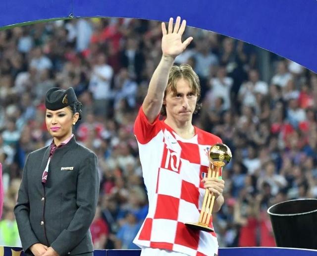 NBA战报：马克西35分，埃奇库姆绝杀，76人99-98险胜勇士