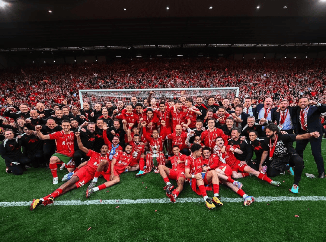 东体：邵佳一在推进国足新老交替过程中需要打造“嫡系部队”