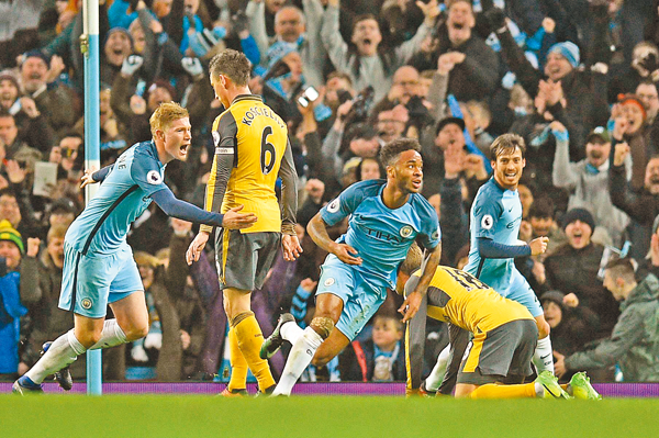 万项谈梅开二度：只能说运气比较好，赶上了这两个进球