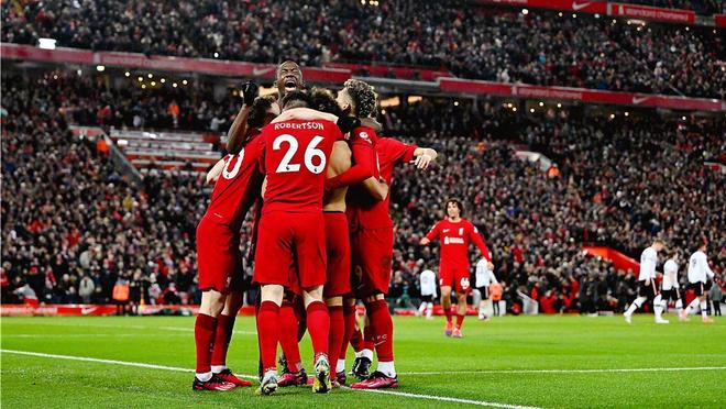 篮球勇士球员三分纪录被打破，全场致敬