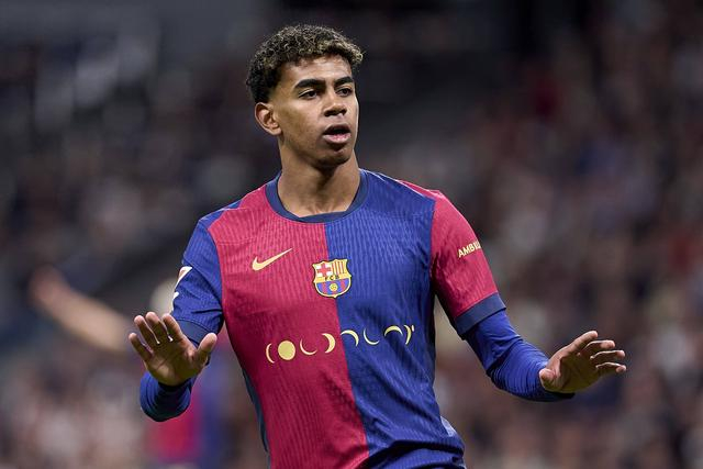 NBA交易市场最新动态：火箭完成签约,