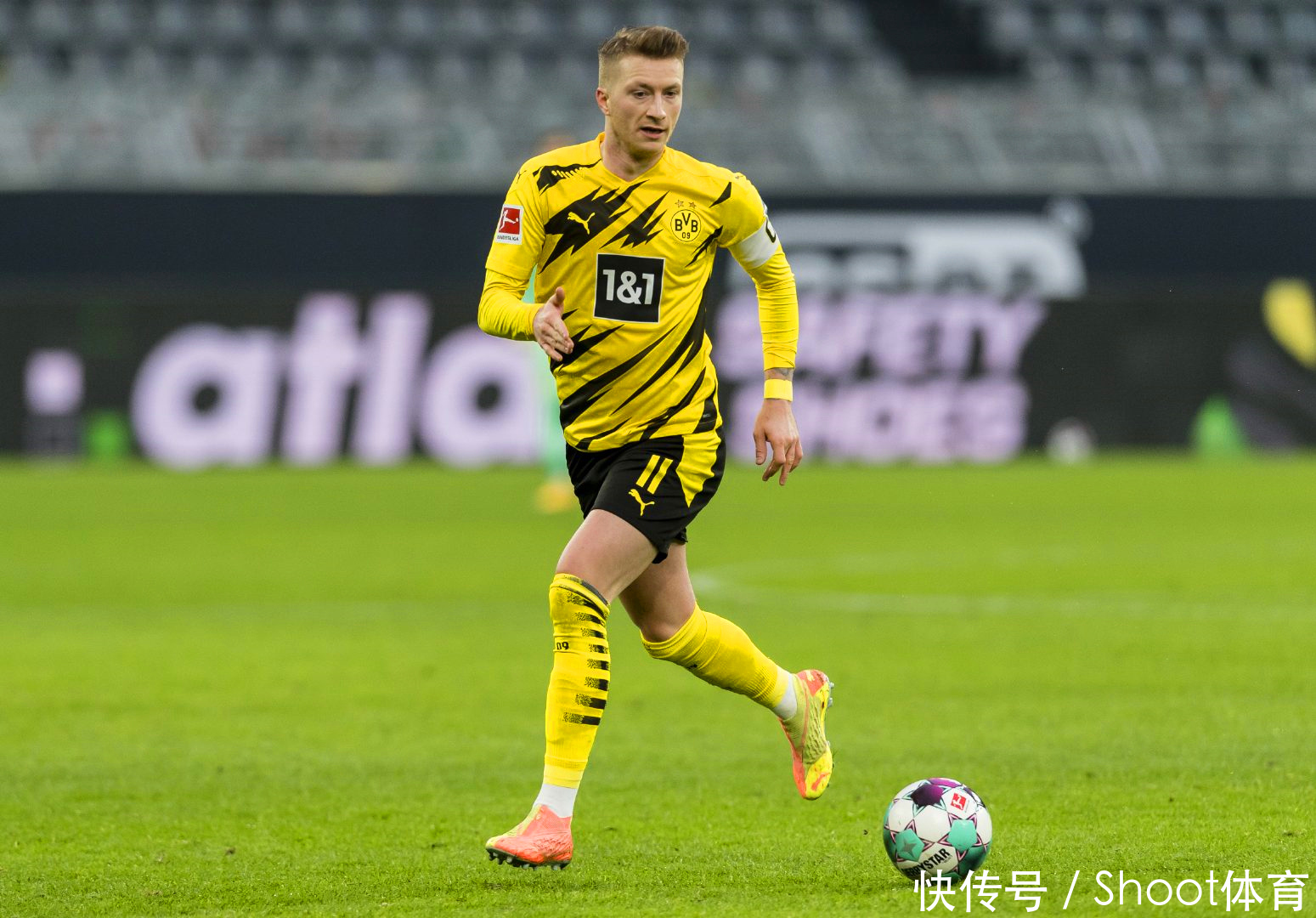 足球中超发布赛程海报，视觉效果炸裂