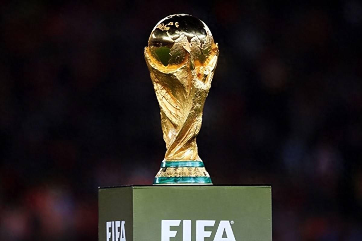 周定洋坐镇，亚冠成都蓉城VS神户胜利船，韦世豪+德尔加多领衔进攻（亚冠焦点战：周定洋压阵，成都蓉城对垒神户胜利船，韦世豪与德尔加多领衔锋线）