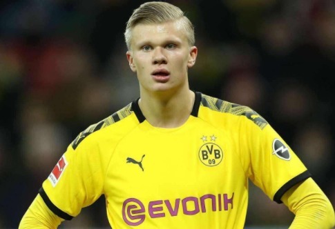 保加利亚传奇佩内夫被紧急送往肿瘤医院治疗，他曾患有睾丸癌